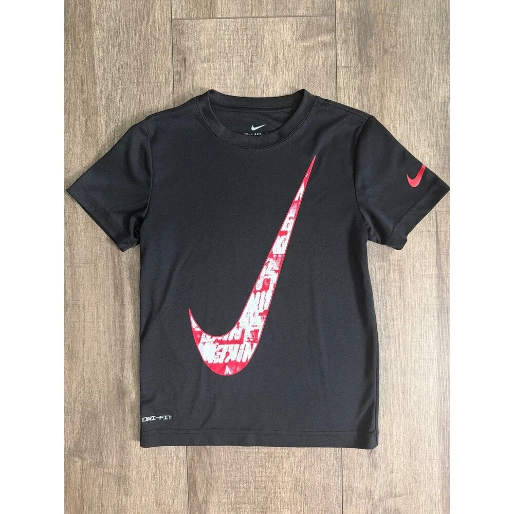 Nike dry fit black t-shirt boys size 5/6